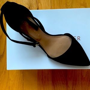 Gibson * Latimer size 8 black suede woman’s shoe.